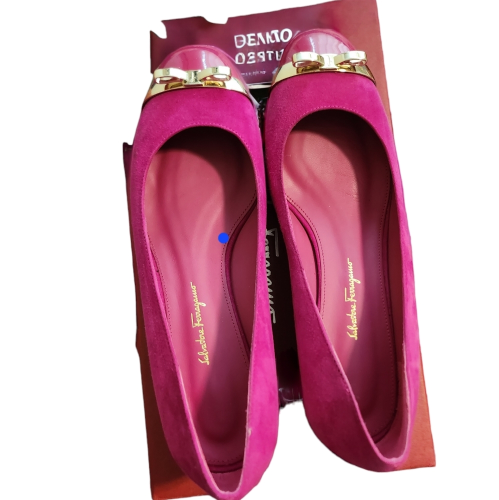 NWT Ferragamo Ballerina - Fushia size 7.5